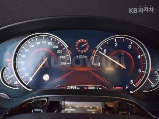 2017 BMW  5SERIES G30  520D M SPORT PLUS - 7