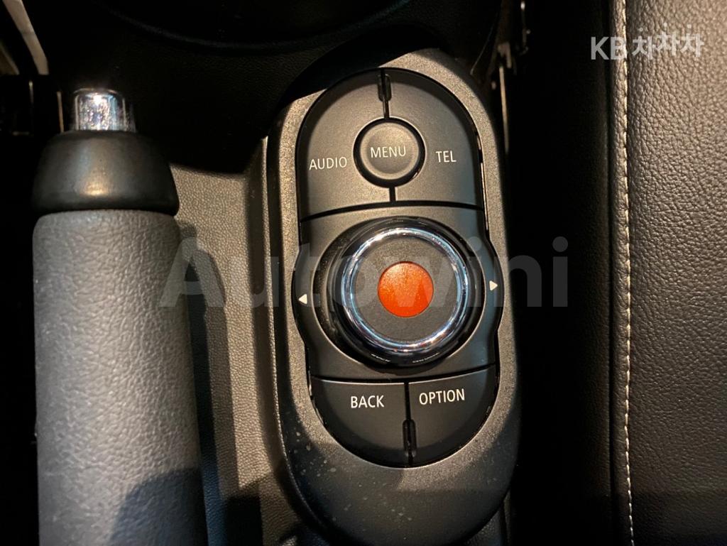 2018 MINI COOPER 5DOORS 1.5 CLASSIC BASIC - 9