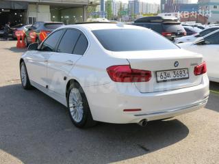 WBA8A9105JAE92149 2018 BMW 3 SERIES 320I E30-5