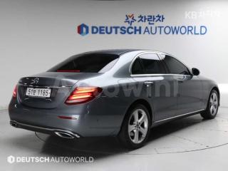 WDDZF0EB9JA422804 2018 MERCEDES BENZ E CLASS W213 E220D AVANTGARDE-1