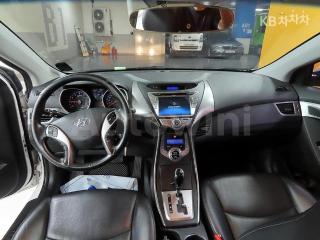 2013 HYUNDAI AVANTE MD ELANTRA M16 GDI SMART - 7