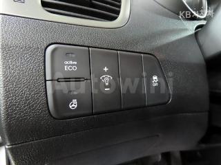 2013 HYUNDAI AVANTE MD ELANTRA M16 GDI SMART - 12