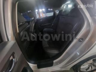 2018 KIA K5 HYBRID 2ND GEN OPTIMA 2.0 NOBLESSE - 9