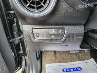 2020 KIA  K3 GT 1.6 T-GDI 4 DOOR BASIC - 16