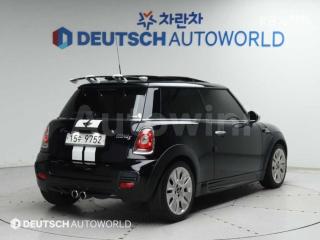 WMWMF7101ATZ84585 2010 MINI COOPER 1.6 BASIC-1