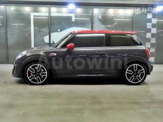 WMWXM9104G2D63356 2016 MINI COOPER S 1.6 JCW 캠든-2