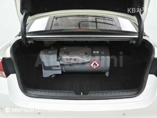 2018 KIA  K5 2TH GEN 렌터카 2.0 LPI LUXURY - 20