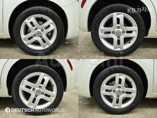 JN1AZ23E7CT005747 2012 NISSAN CUBE 1.8 SL CVT-4