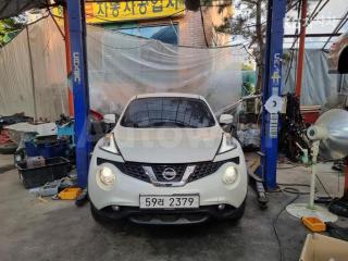 JN1AF58E8HT180535 2017 NISSAN JUKE 1.6 SV-0