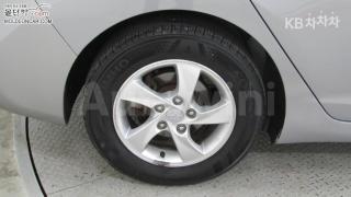 2013 HYUNDAI AVANTE MD ELANTRA M16 GDI SMART - 8