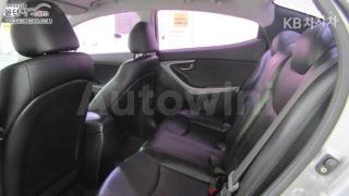 2013 HYUNDAI AVANTE MD ELANTRA M16 GDI SMART - 16