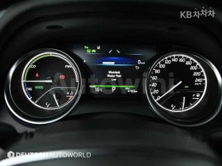 2018 TOYOTA CAMRY 2.5 HYBRID LE - 8