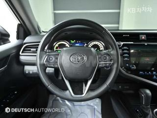 2018 TOYOTA CAMRY 2.5 HYBRID LE - 13