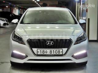 KMHE3413BHA065331 2017 HYUNDAI LF SONATA HYBRID 2.0 HEV MORDERN-1