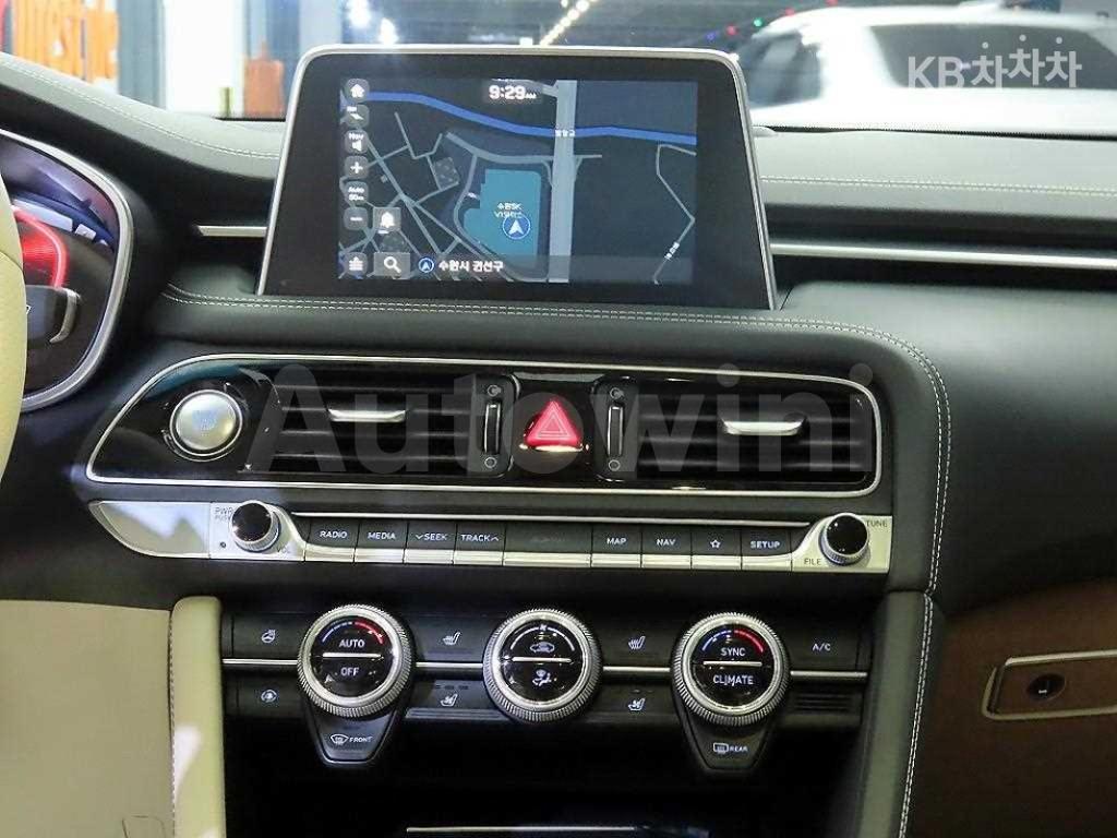 2020 GENESIS G70 2.0T SPORT PACKAGE - 11
