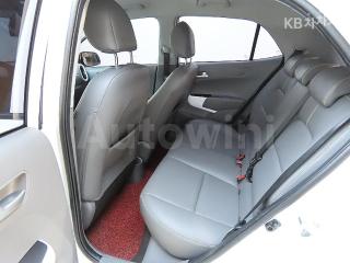 2020 KIA  MORNING JA  PRESTIGE - 11