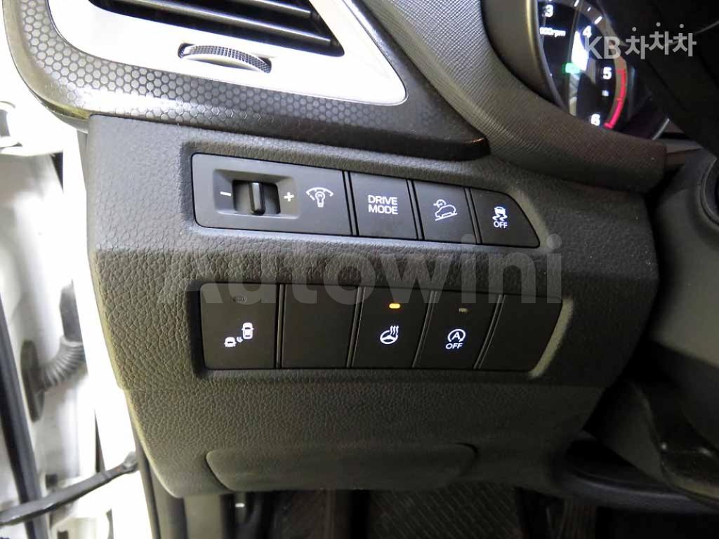 2018 HYUNDAI SANTAFE THE PRIME DIESEL R2.0 2WD 5 SEATS VALUEPLUS - 12
