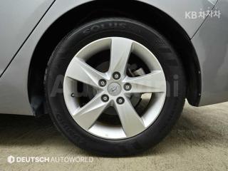 KMHDG41DBDU790491 2013 HYUNDAI AVANTE MD ELANTRA M16 GDI 에비뉴-4