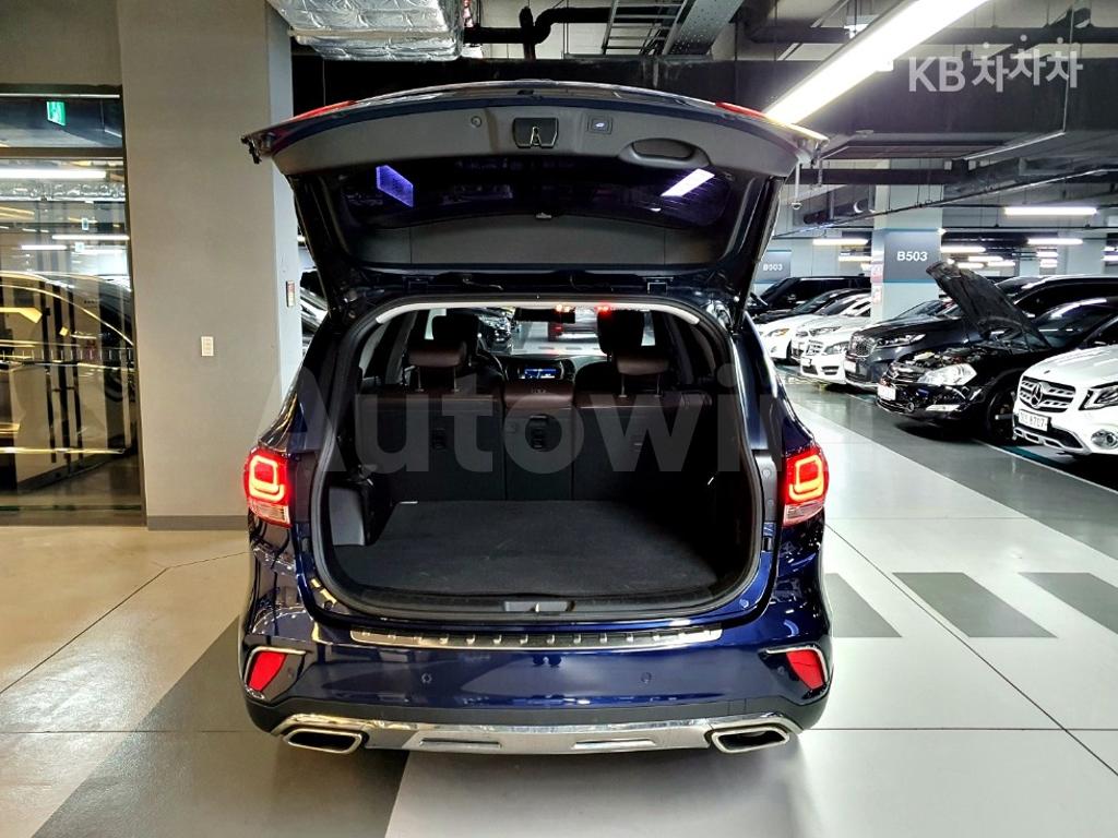 KMHSR81XDGU154273 2016 HYUNDAI  MAXCRUZ DIESEL(E-VGT)R2.2 4WD 파이니스트 EDITION 7 SEATS-4
