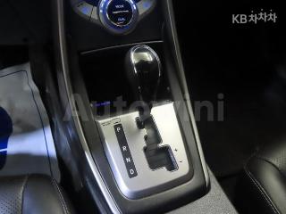 2013 HYUNDAI AVANTE MD ELANTRA M16 GDI SMART - 12