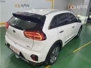 2020 KIA  NIRO 1.6 HEV NOBLESSE SPECIAL - 7