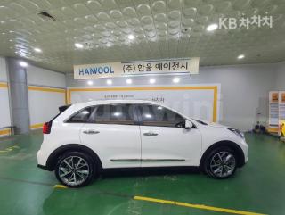 2020 KIA  NIRO 1.6 HEV NOBLESSE SPECIAL - 8