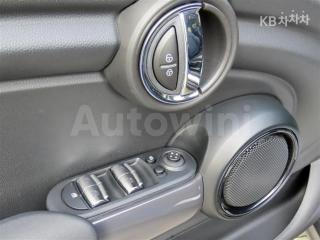 2019 MINI COOPER 5DOORS D 1.5 - 9