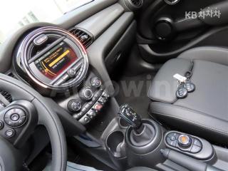 2019 MINI COOPER 5DOORS D 1.5 - 12