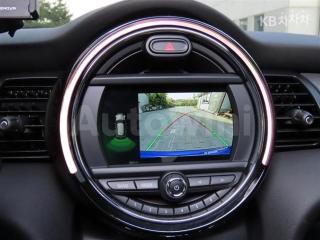 2019 MINI COOPER 5DOORS D 1.5 - 15