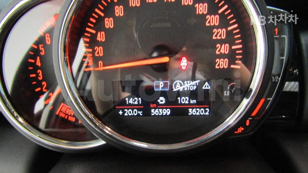 WMWXU110XK2H34031 2019 MINI COOPER 5DOORS 1.5 HIGH트림-4