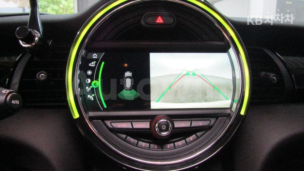 2019 MINI COOPER 5DOORS 1.5 HIGH트림 - 9