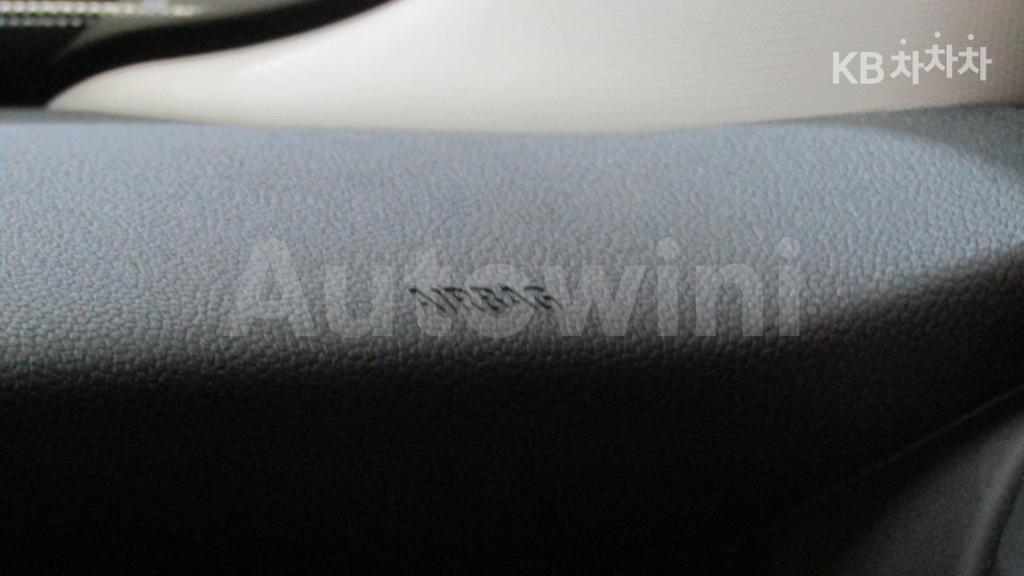 2019 MINI COOPER 5DOORS 1.5 HIGH트림 - 16