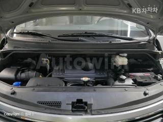 KMFWBX7KBHU863082 2017 HYUNDAI GRAND STAREX H-1 3 SEATS VAN CVX SMART-4