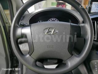 2017 HYUNDAI GRAND STAREX H-1 3 SEATS VAN CVX SMART - 8
