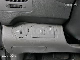 2017 HYUNDAI GRAND STAREX H-1 3 SEATS VAN CVX SMART - 10
