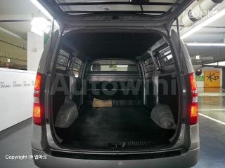 2017 HYUNDAI GRAND STAREX H-1 3 SEATS VAN CVX SMART - 17