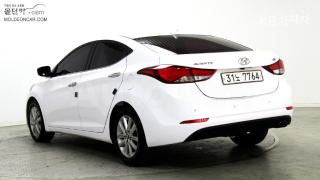 KMHDG41DBFU368525 2015 HYUNDAI  AVANTE ELANTRA 1.6 GDI MORDERN BASIC-3