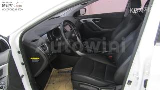 2015 HYUNDAI  AVANTE ELANTRA 1.6 GDI MORDERN BASIC - 15
