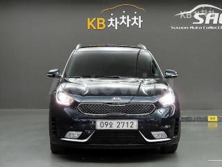 KNACC81CGHA020883 2017 KIA NIRO 1.6 NOBLESSE-0