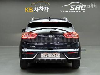 KNACC81CGHA020883 2017 KIA NIRO 1.6 NOBLESSE-3