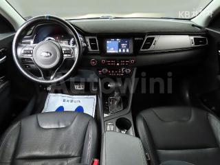 2017 KIA NIRO 1.6 NOBLESSE - 9