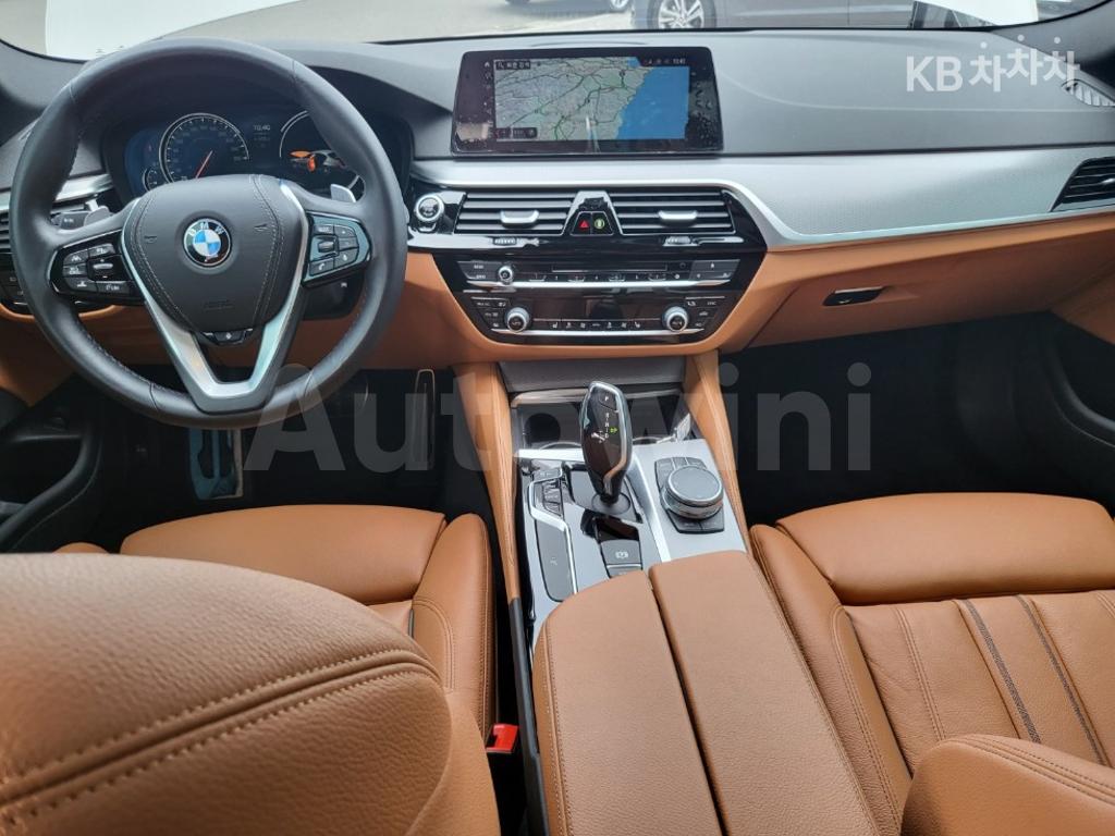 2018 BMW  5SERIES G30  520D XDRIVE M SPORT PACKAGE PLUS - 16