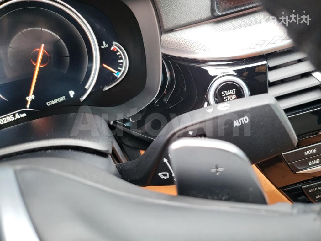 2018 BMW  5SERIES G30  520D XDRIVE M SPORT PACKAGE PLUS - 15