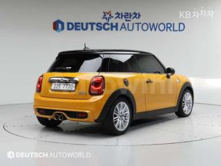 WMWXP7106FT877839 2015 MINI COOPER S 1.6 BASIC-1