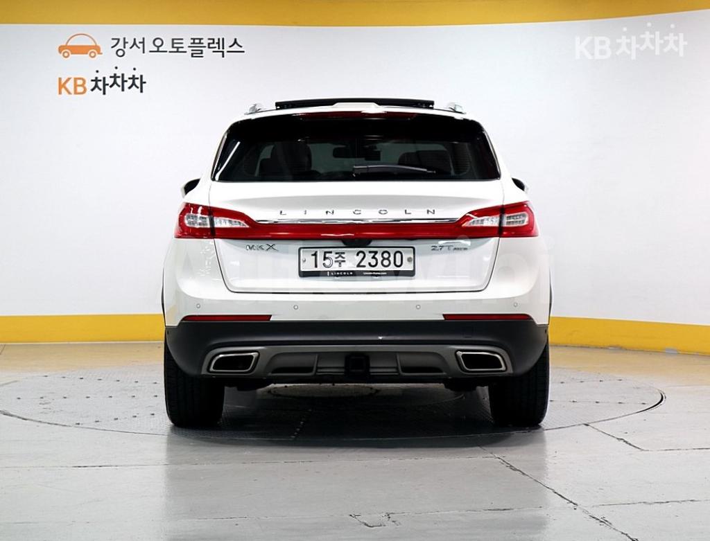 2LMPJ8LP0JBL11365 2018 LINCOLN MKX 2.7 AWD BASIC-3