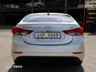 KMHDG41DBGU513860 2016 HYUNDAI  AVANTE ELANTRA 1.6 GDI SMART BASIC-2