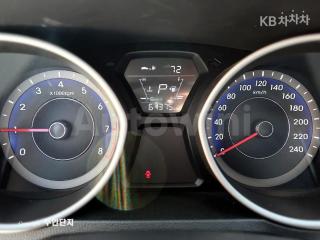KMHDG41DBGU513860 2016 HYUNDAI  AVANTE ELANTRA 1.6 GDI SMART BASIC-5