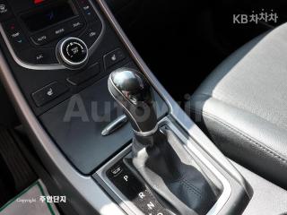 2016 HYUNDAI  AVANTE ELANTRA 1.6 GDI SMART BASIC - 7