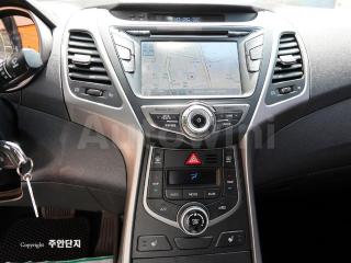 2016 HYUNDAI  AVANTE ELANTRA 1.6 GDI SMART BASIC - 9
