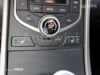 2016 HYUNDAI  AVANTE ELANTRA 1.6 GDI SMART BASIC - 11